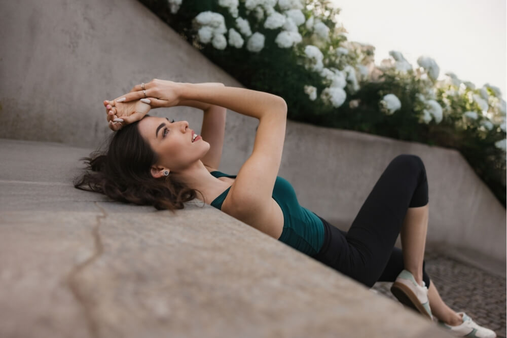 Cum să creezi look-uri uimitoare din piese de bază